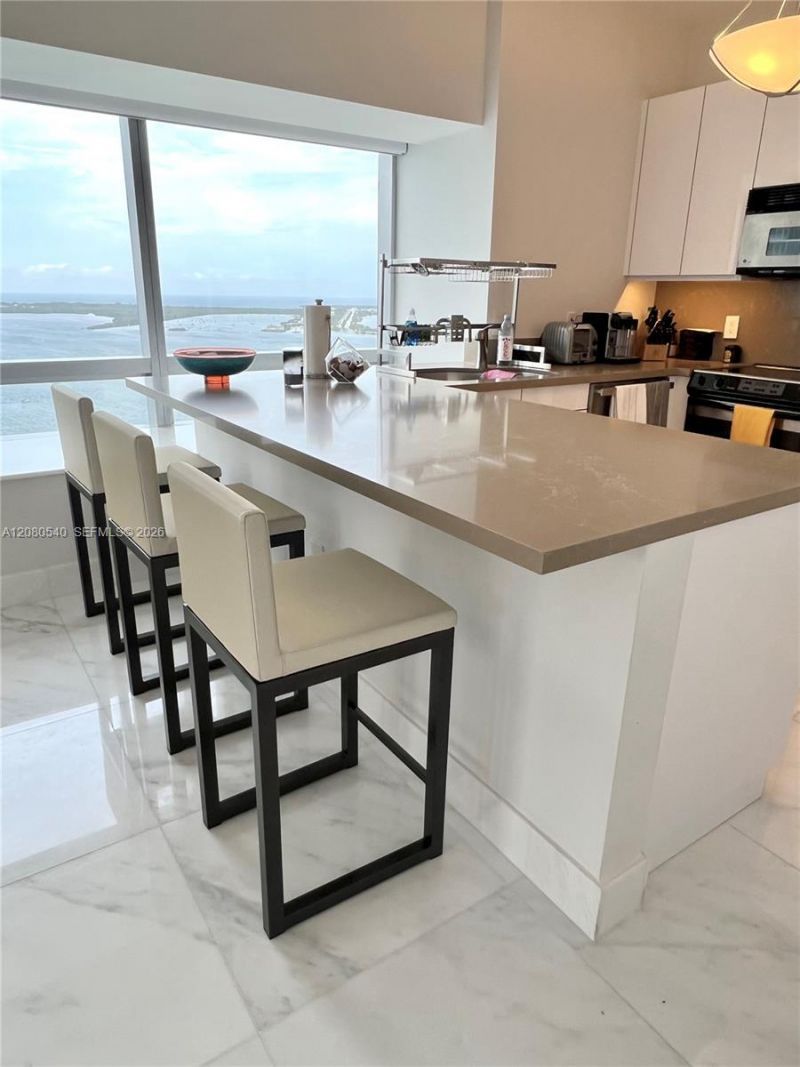 1435 Brickell Ave , Unit 3307, Miami, FL 33131 Photo