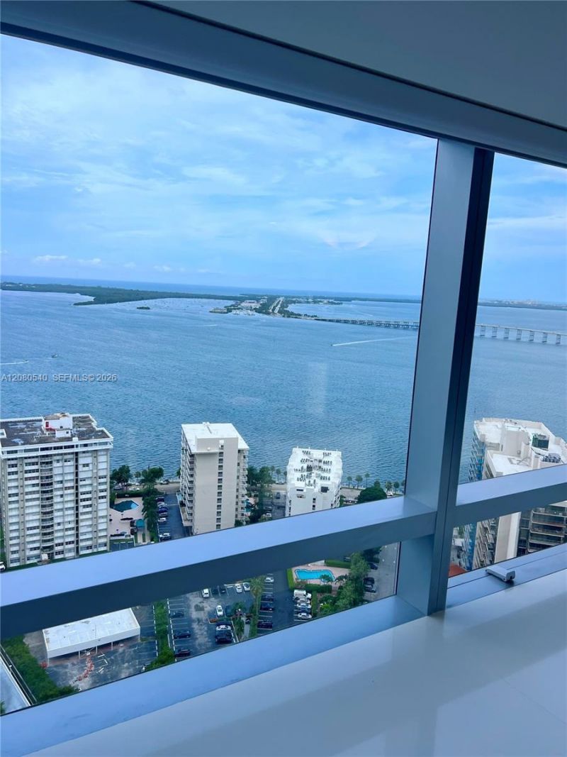 1435 Brickell Ave , Unit 3307, Miami, FL 33131 Photo