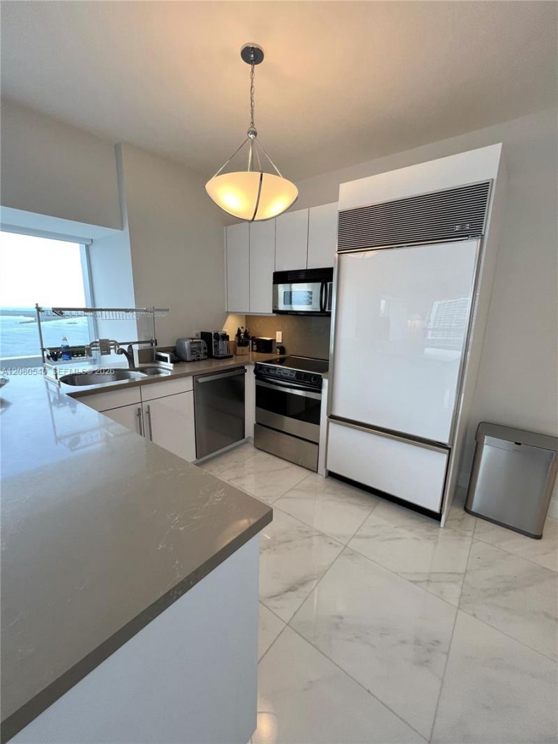 1435 Brickell Ave , Unit 3307, Miami, FL 33131 Photo