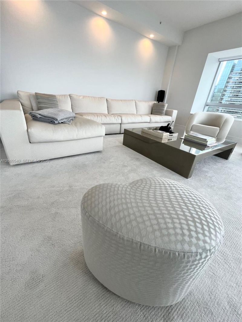 1435 Brickell Ave , Unit 3307, Miami, FL 33131 Photo