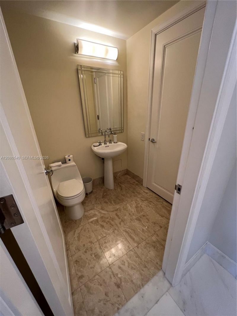 1435 Brickell Ave , Unit 3307, Miami, FL 33131 Photo