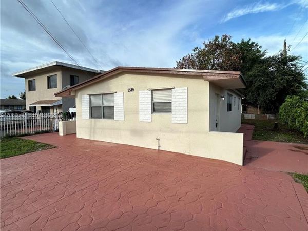 11545 NW 17th Ave , Miami, FL 33167