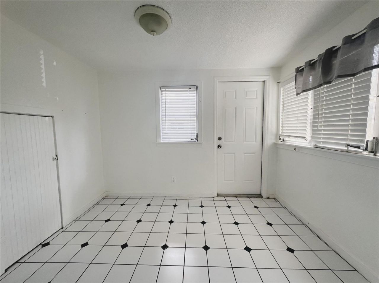 429 Ruth Ln , Orlando, FL 32801 Photo