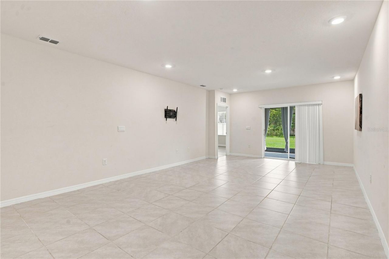 20043 Royal Tern Court, Leesburg, FL 34748 Photo