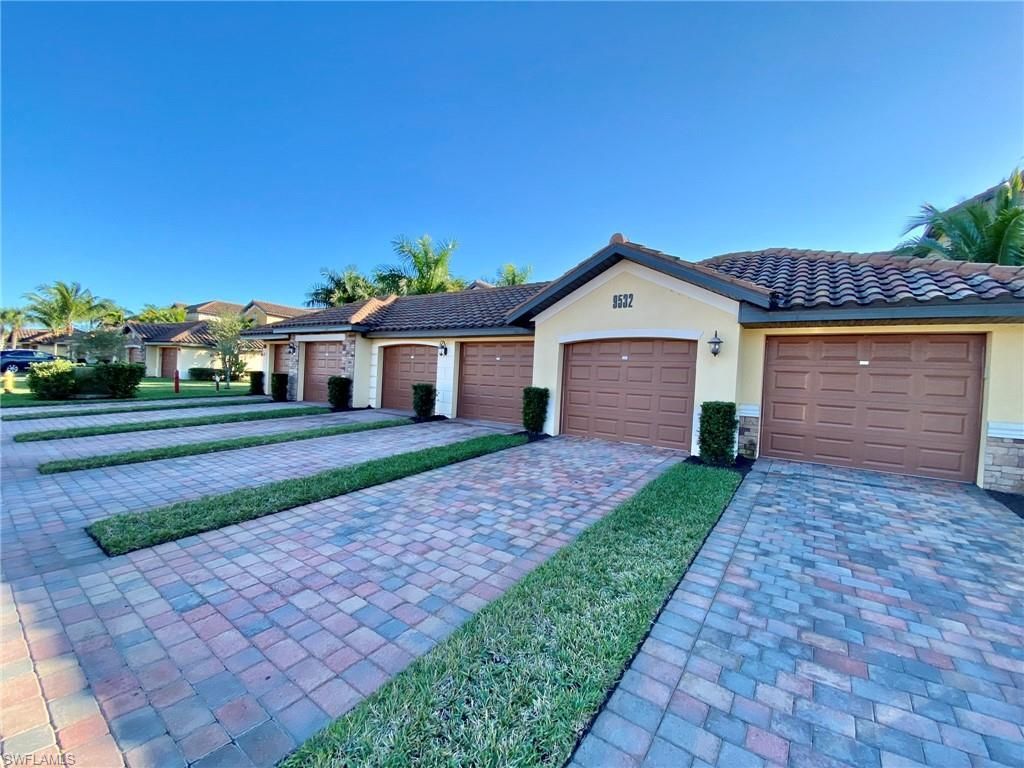9532 Avellino Way , Unit 2722, Naples, FL 34113 Photo