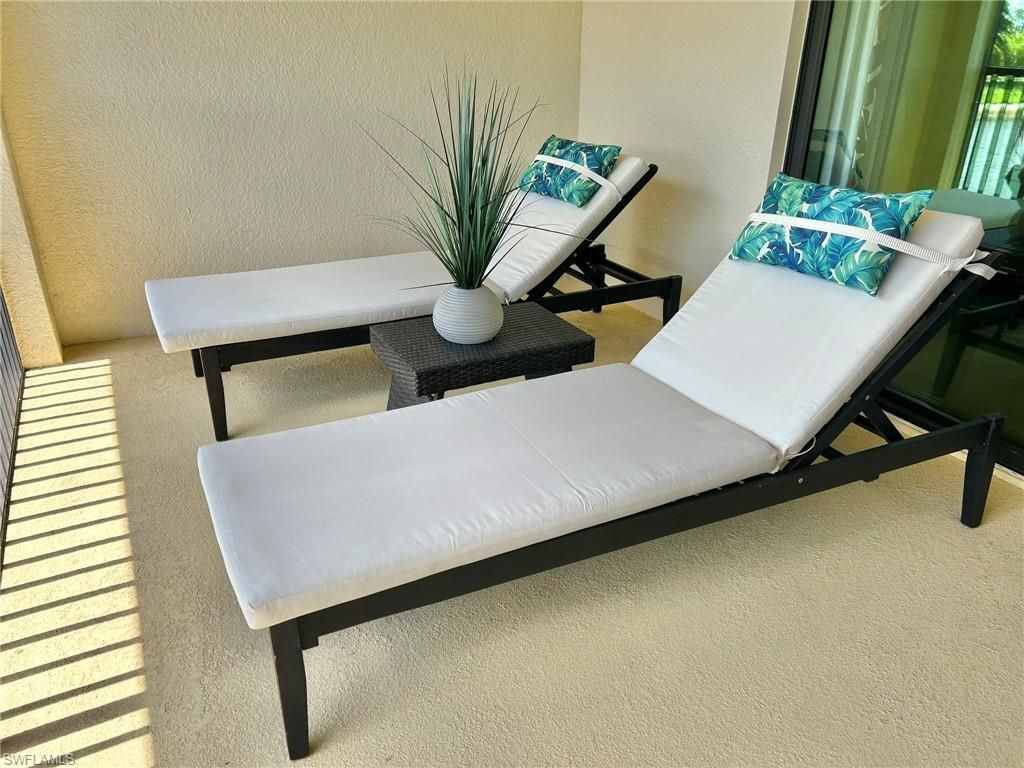 9532 Avellino Way , Unit 2722, Naples, FL 34113 Photo