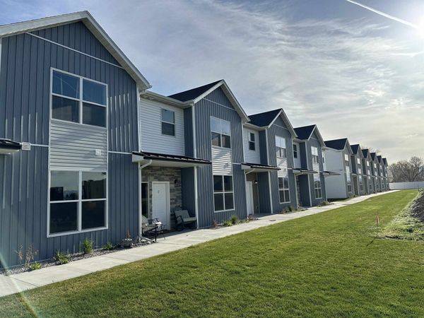 5530 TRUEMAN UNIT D, Chubbuck, ID 83202