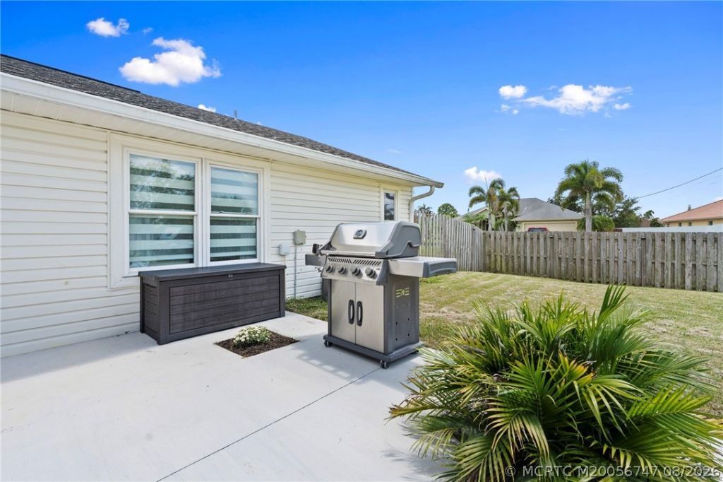 1972 SW Breezeway Street , Port Saint Lucie, FL 34987 Photo