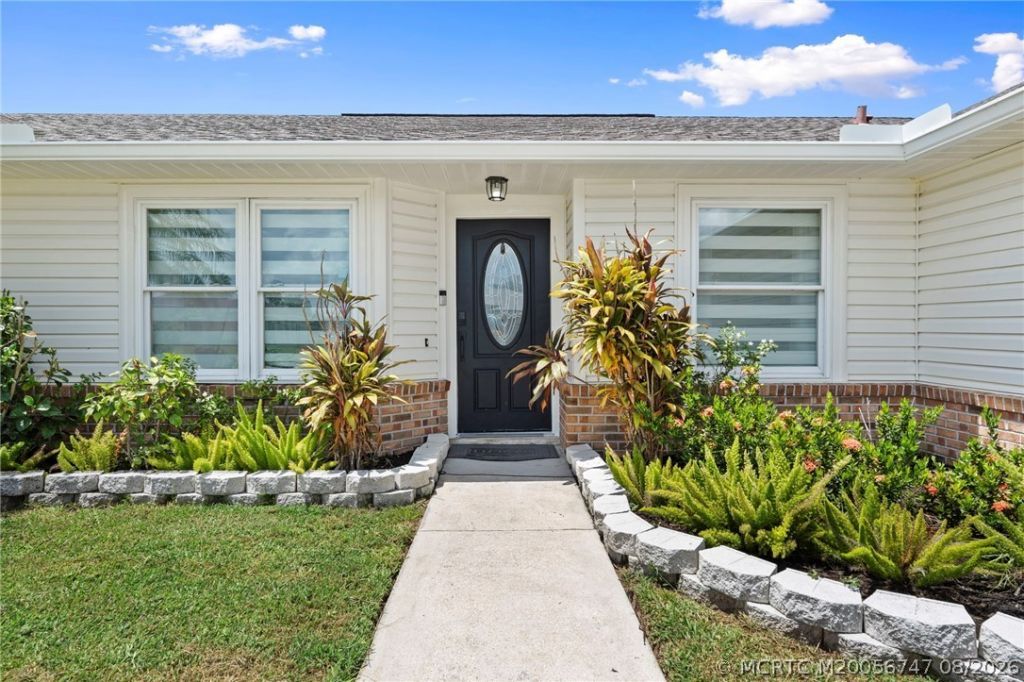 1972 SW Breezeway Street , Port Saint Lucie, FL 34987 Photo