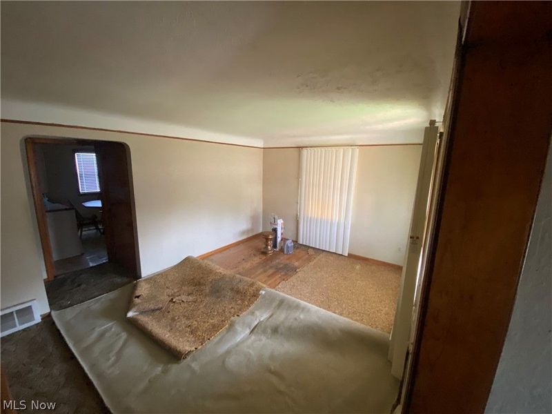14323 Harvard Avenue, Cleveland, OH 44128 Photo 17