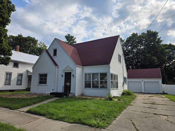 224 N Clinton Street, Charlotte, MI 48813