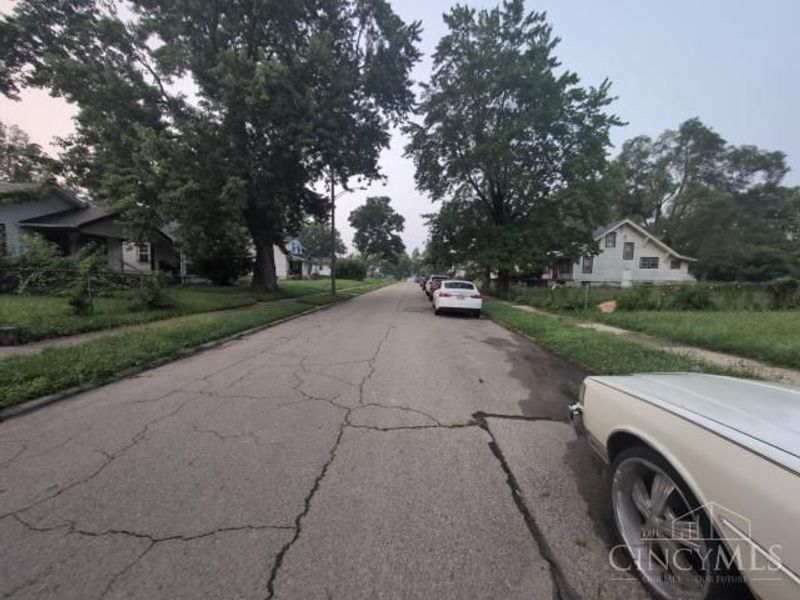 574 Gramont Avenue, Dayton, OH 45402 Photo 5
