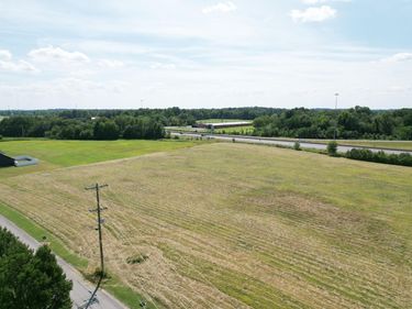 35 NE 230 Parkway Dr Drive, Unit 38a, Mayfield, KY 42066