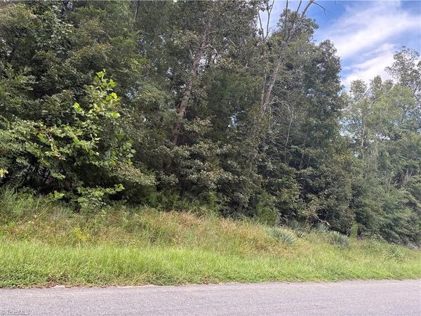 7149 Nature Road , Liberty, NC 27298