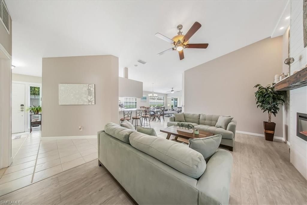 4585 Pasadena Ct, Naples, FL 34109 Photo