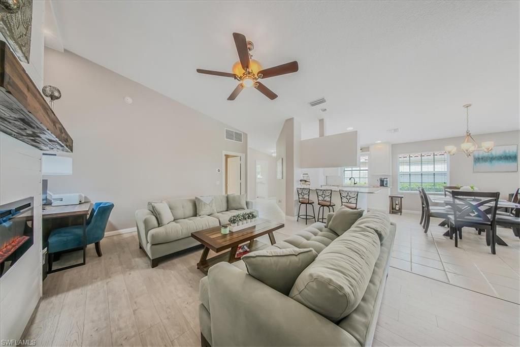 4585 Pasadena Ct, Naples, FL 34109 Photo