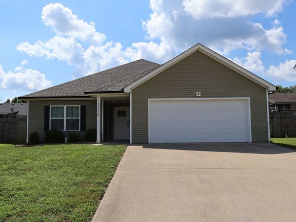1355 Freedom Dr, Clarksville, TN 37042