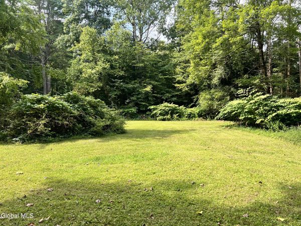 03 Faber Road, Galway, NY 12025