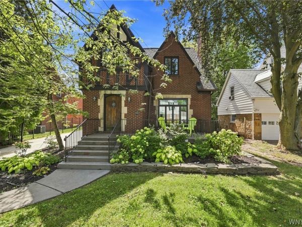 65 Danbury Lane , Buffalo, NY 14217