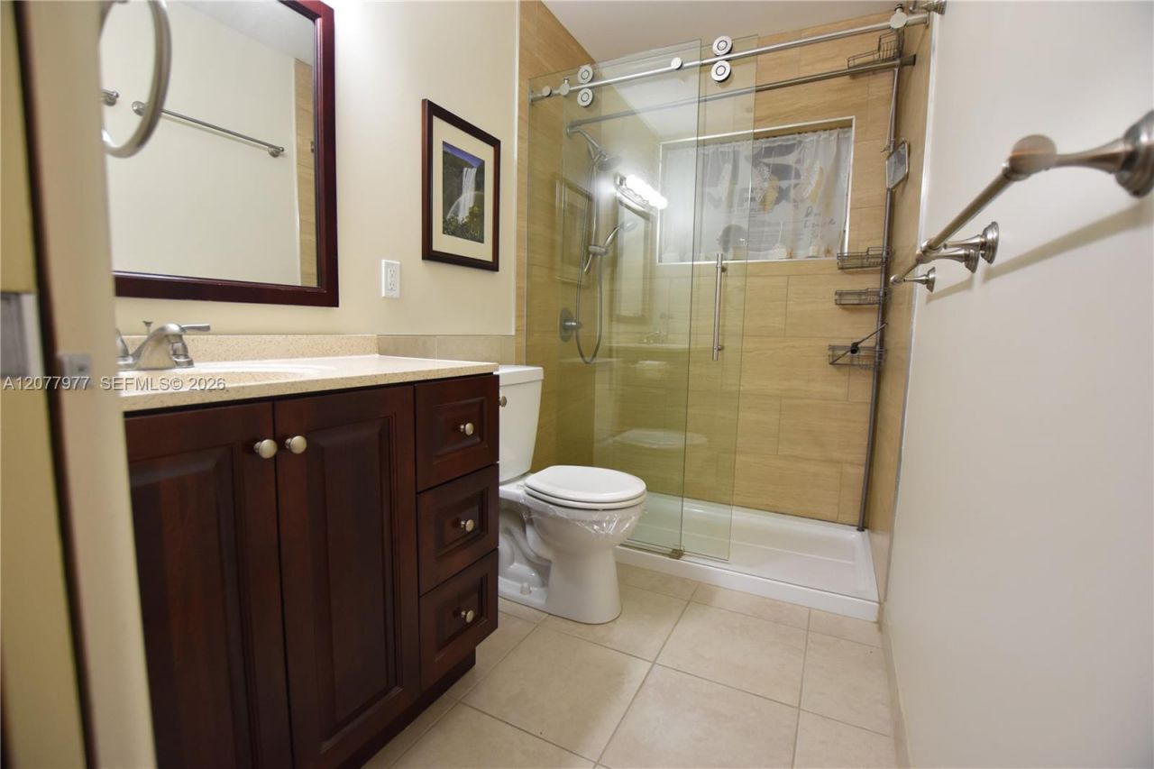 2971 Crosley Dr W, Unit F, West Palm Beach, FL 33415 Photo