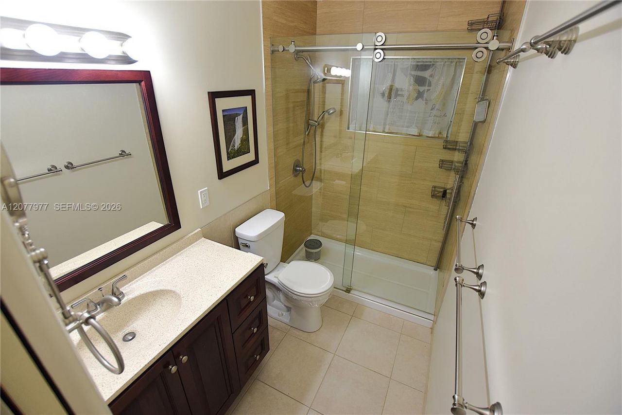 2971 Crosley Dr W, Unit F, West Palm Beach, FL 33415 Photo