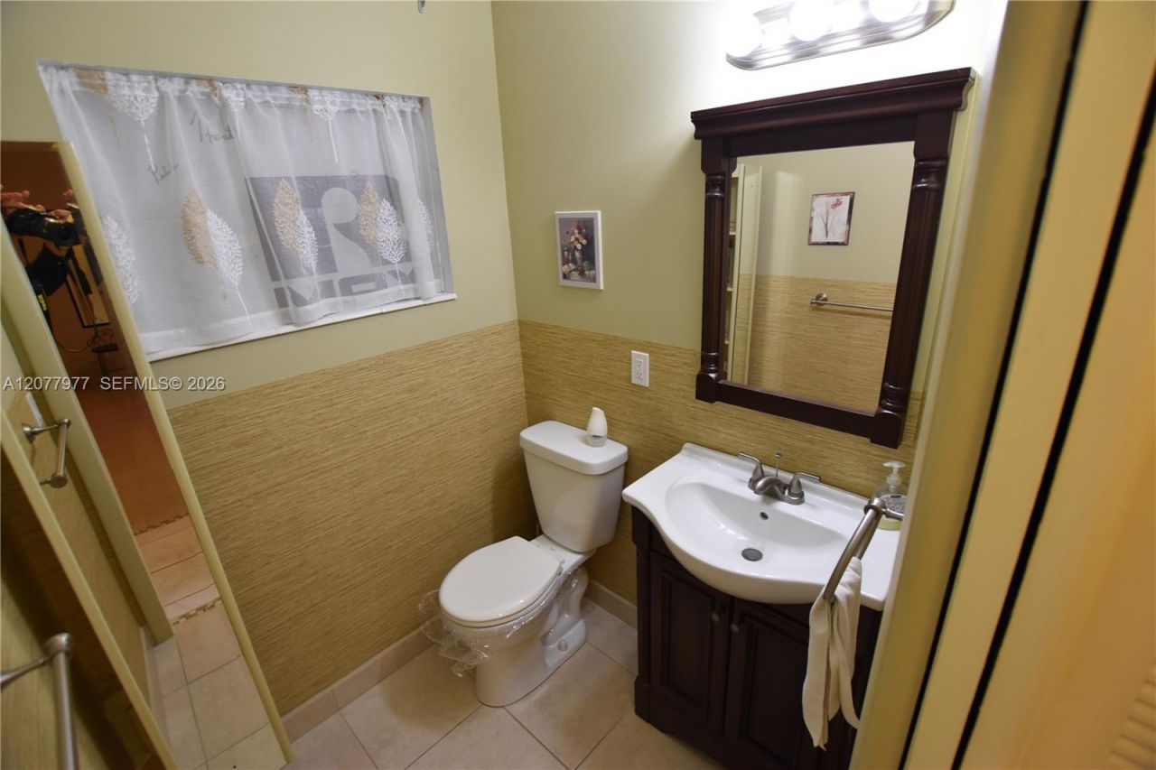 2971 Crosley Dr W, Unit F, West Palm Beach, FL 33415 Photo