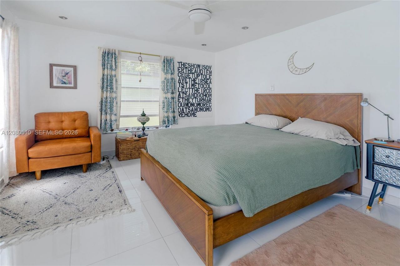 365 NE 125th St , Unit 216, North Miami, FL 33161 Photo