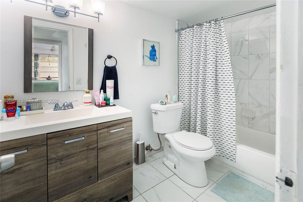365 NE 125th St , Unit 216, North Miami, FL 33161 Photo