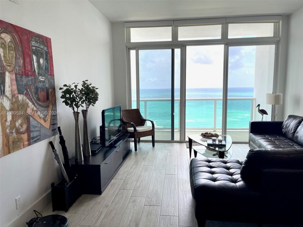 100 Bayview Dr , Unit PH08, Sunny Isles Beach, FL 33160 Photo