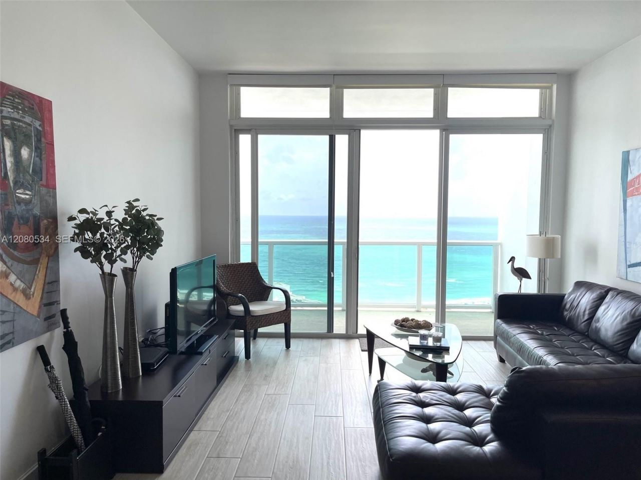100 Bayview Dr , Unit PH08, Sunny Isles Beach, FL 33160 Photo