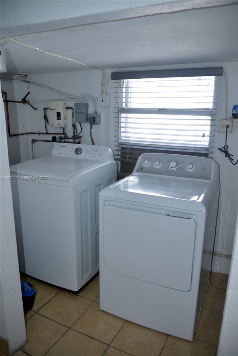 991 E 47th St, Hialeah, FL 33013 Photo