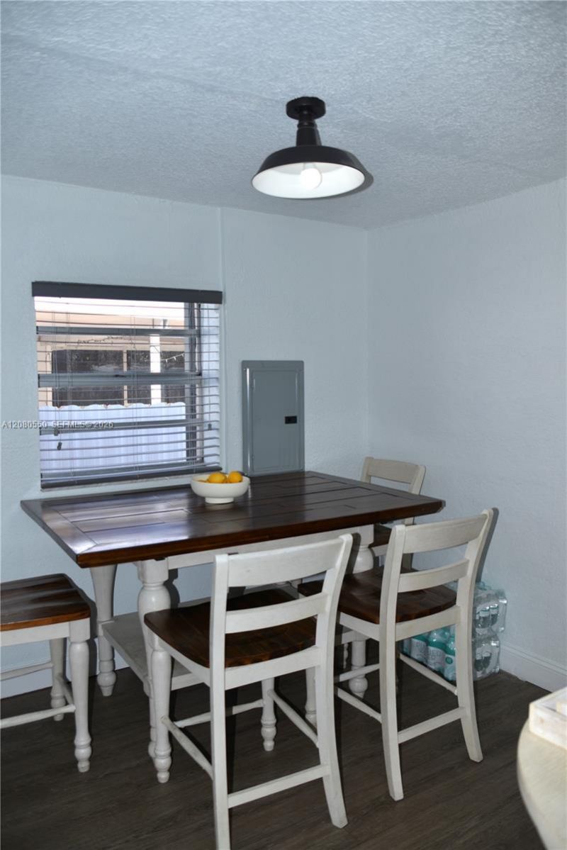 991 E 47th St, Hialeah, FL 33013 Photo