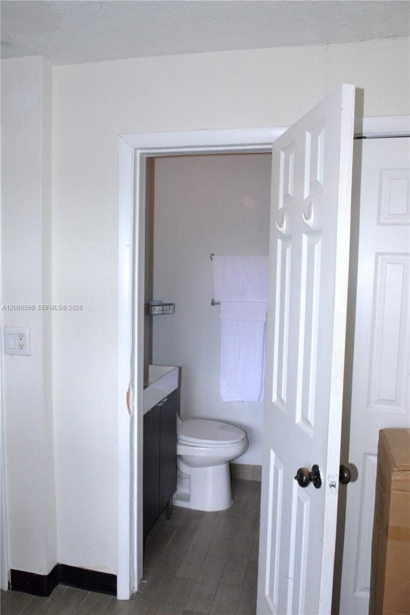 991 E 47th St, Hialeah, FL 33013 Photo