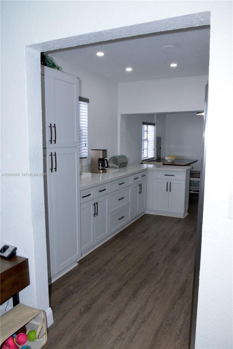 991 E 47th St, Hialeah, FL 33013 Photo