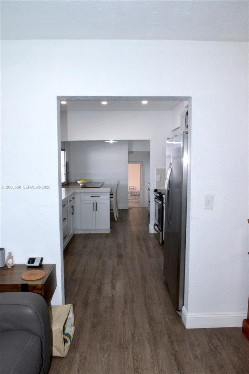 991 E 47th St, Hialeah, FL 33013 Photo