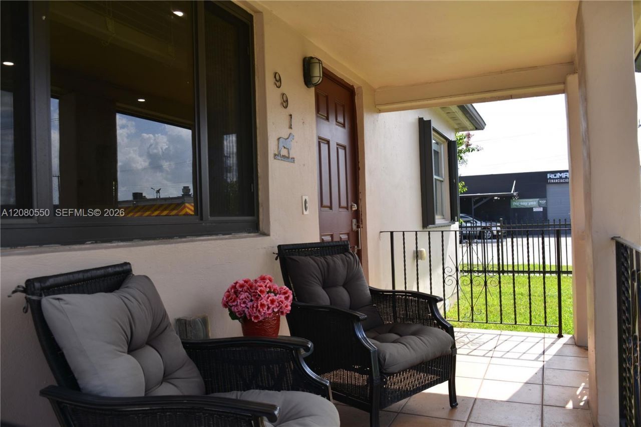 991 E 47th St, Hialeah, FL 33013 Photo