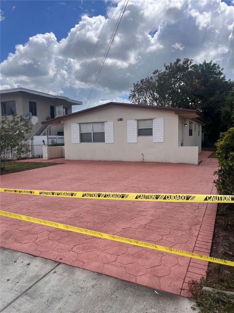 11545 NW 17th Ave , Miami, FL 33167 Photo