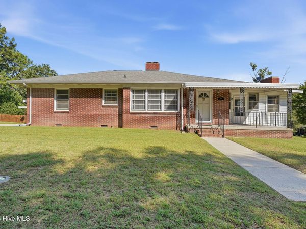 200 Madison Avenue, Hamlet, NC 28345