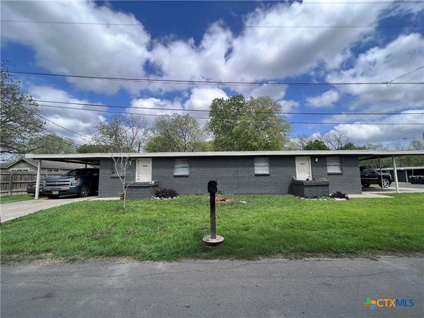 1007 Hackberry Street , Unit A, San Marcos, TX 78666