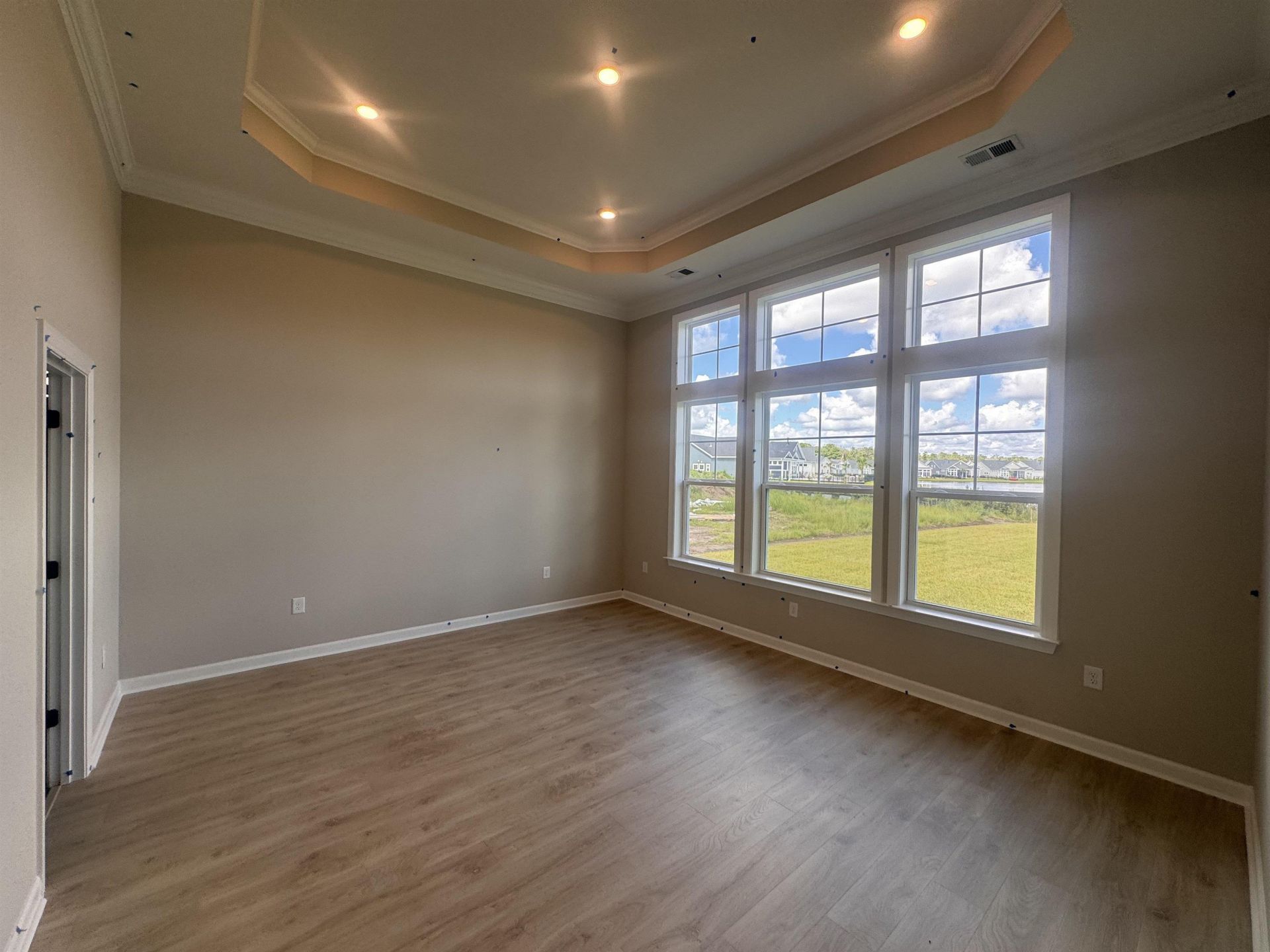 453 Starlit Way Photo 5