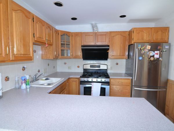 65 Vassall St, Quincy, MA 02170