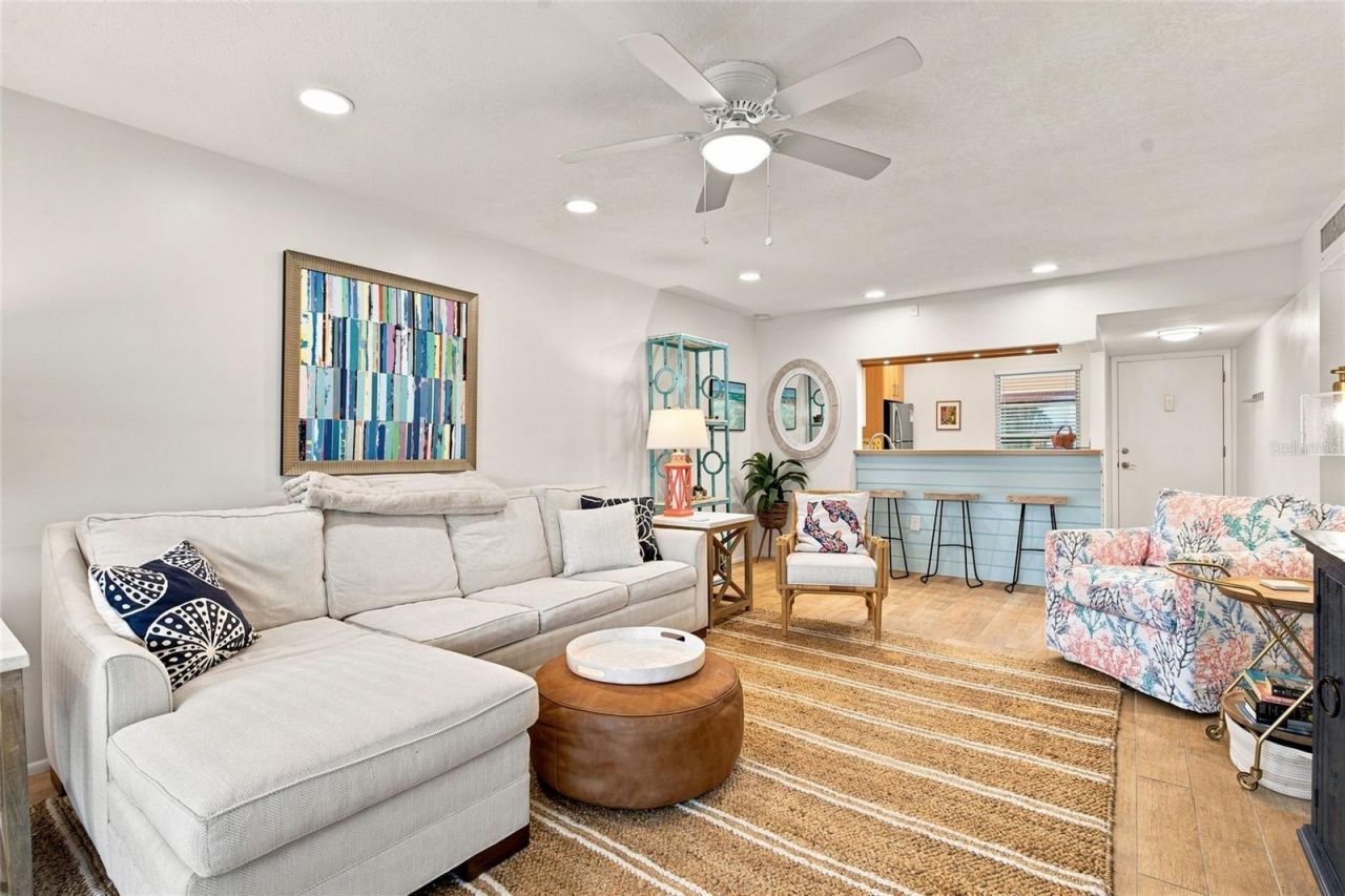 3868 Catalina Drive , Bradenton, FL 34210 Photo