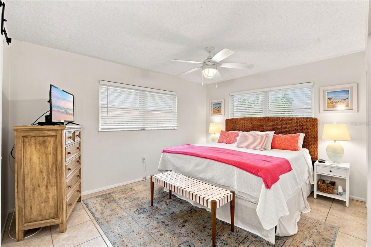 3868 Catalina Drive , Bradenton, FL 34210 Photo