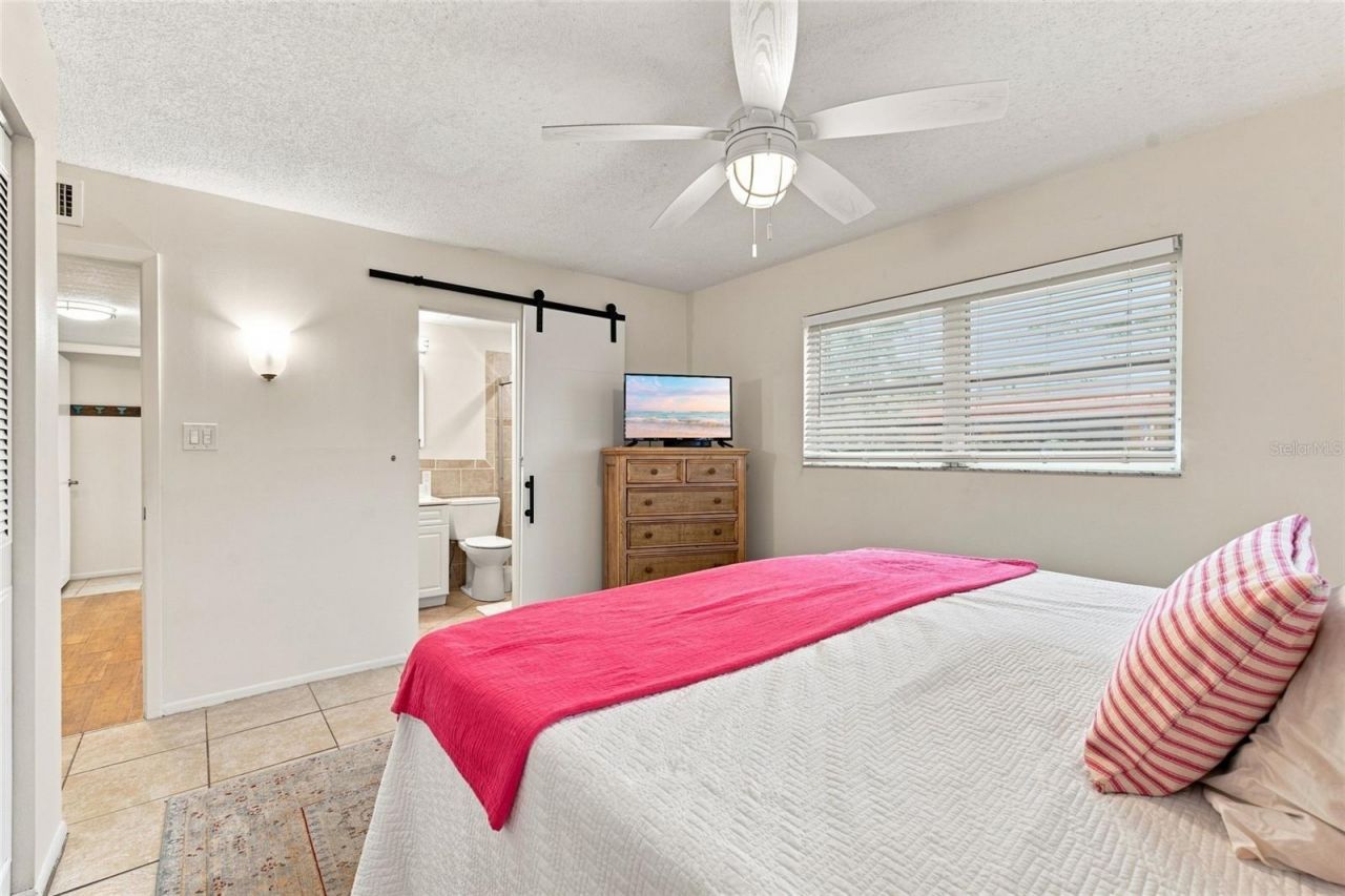 3868 Catalina Drive , Bradenton, FL 34210 Photo