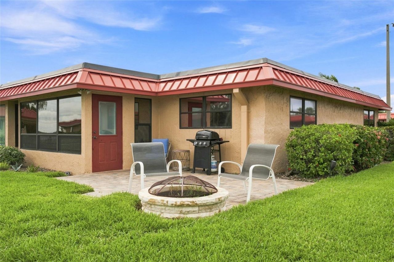 3868 Catalina Drive , Bradenton, FL 34210 Photo