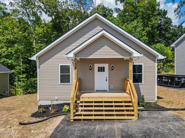 2435 Scenic Mountain Drive , Sevierville, TN 37876