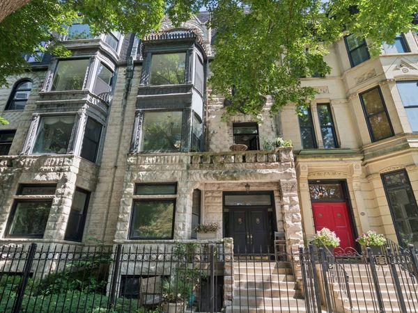 1329 N Dearborn Street, Unit 3, Chicago, IL 60610