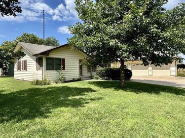 660 S Polk Street, Osceola, NE 68651
