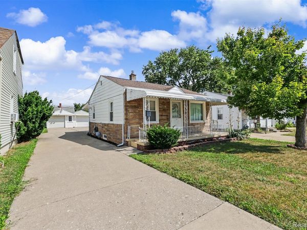 28674 Krauter Street , Garden, Mi 48135