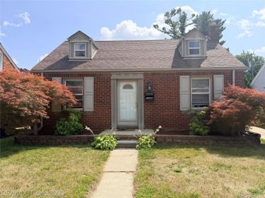 23011 Oak Street , Dearborn, Mi 48128